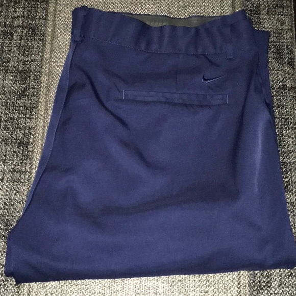 Nike Other - Nike Golf 40 x 32 mens standard fit flat front